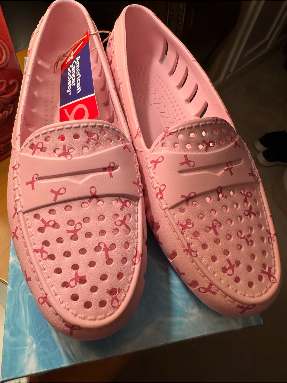 Womens Pink Ribbon  dock shoes